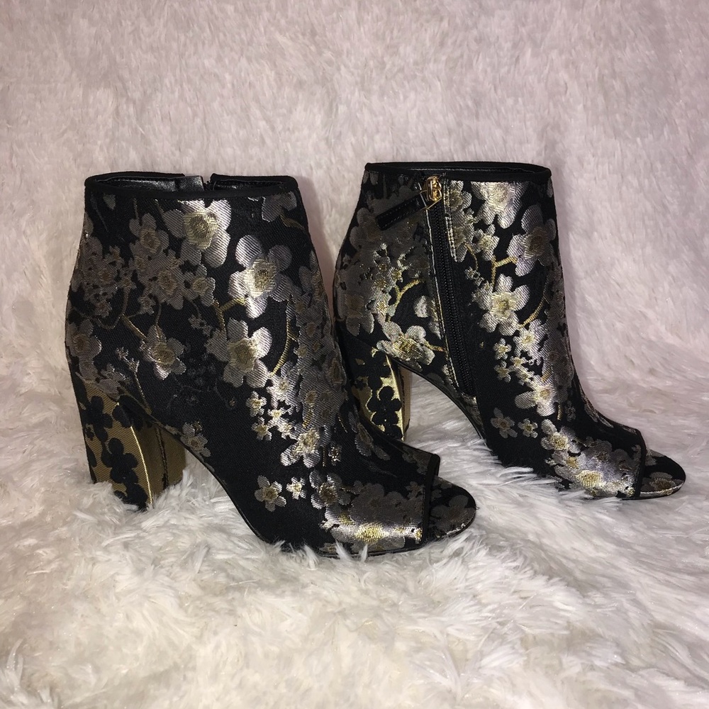 Nine West Haywood Ankle Boot, Black, Size 8.5 M